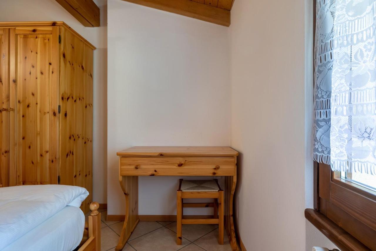 Agriturismo Val D' Egoi 3 トレモージネ エクステリア 写真