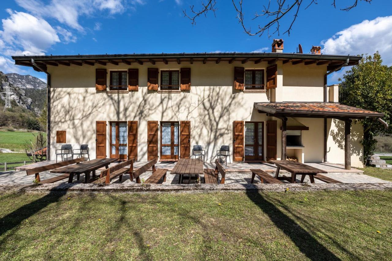 Agriturismo Val D' Egoi 3 トレモージネ エクステリア 写真