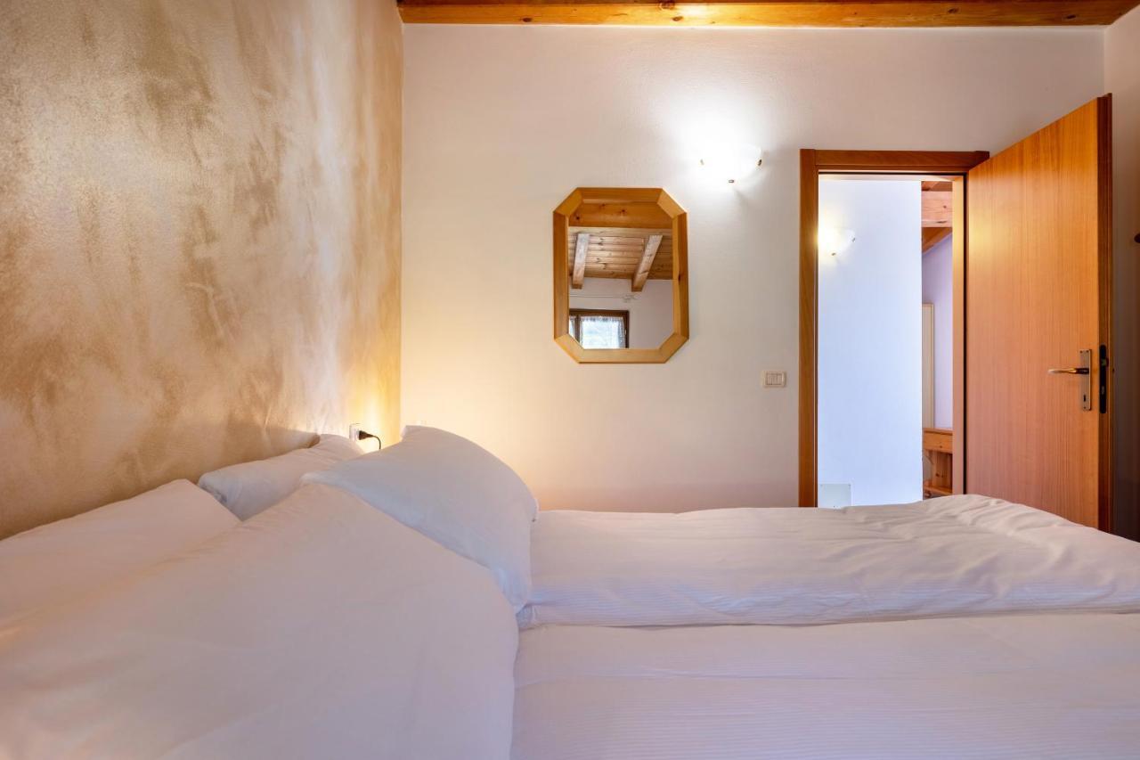 Agriturismo Val D' Egoi 3 トレモージネ エクステリア 写真