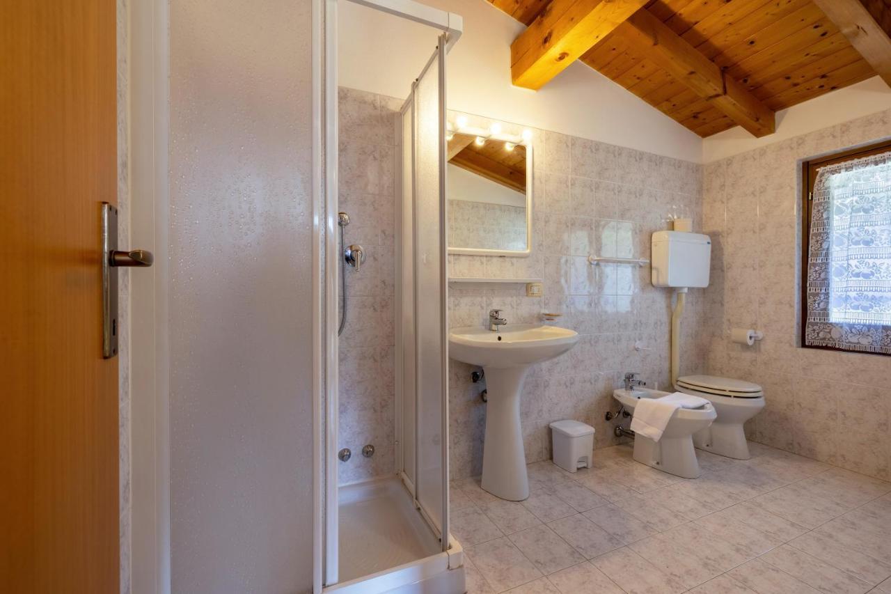 Agriturismo Val D' Egoi 3 トレモージネ エクステリア 写真
